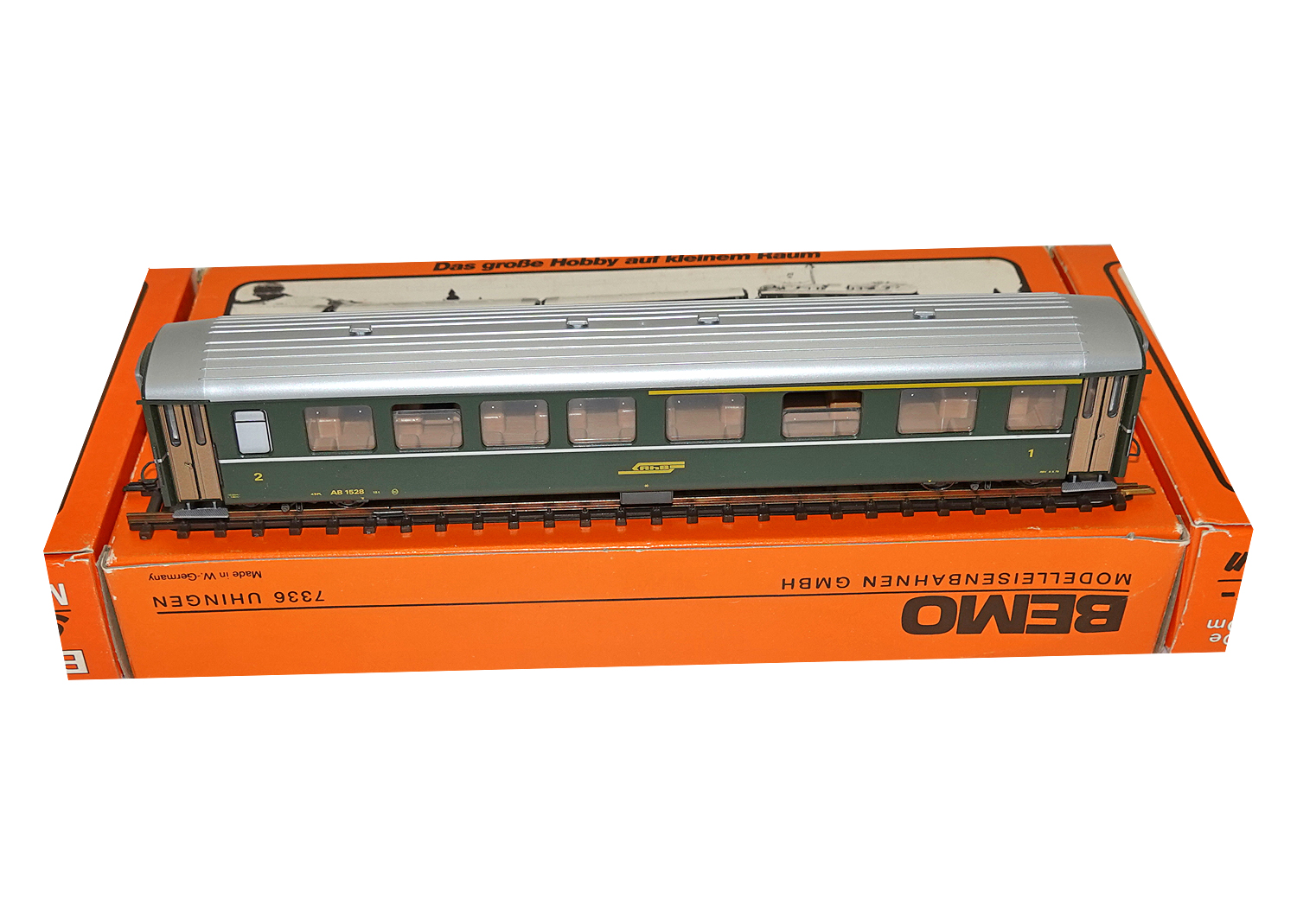 Bemo 3251 RhB Einheitspersonenwagen AB 1528 