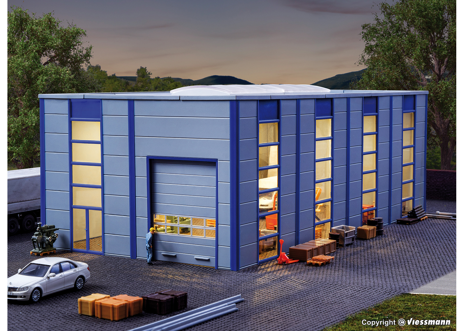 Kibri 39250 H0 Lager-/ Industriehalle, modern 