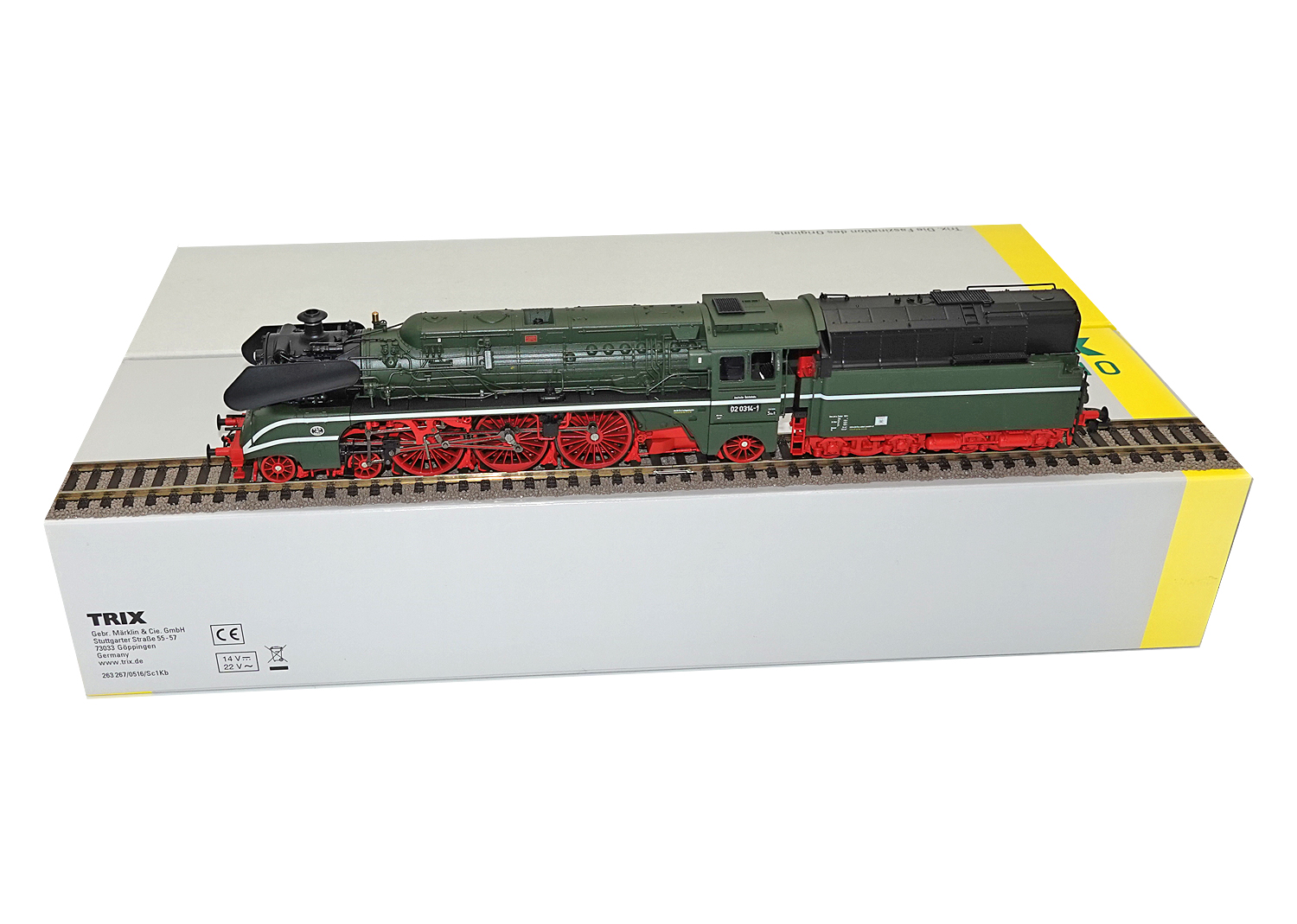 Trix 25027 DR Dampflokomotive BR 02 DCC / mfx 