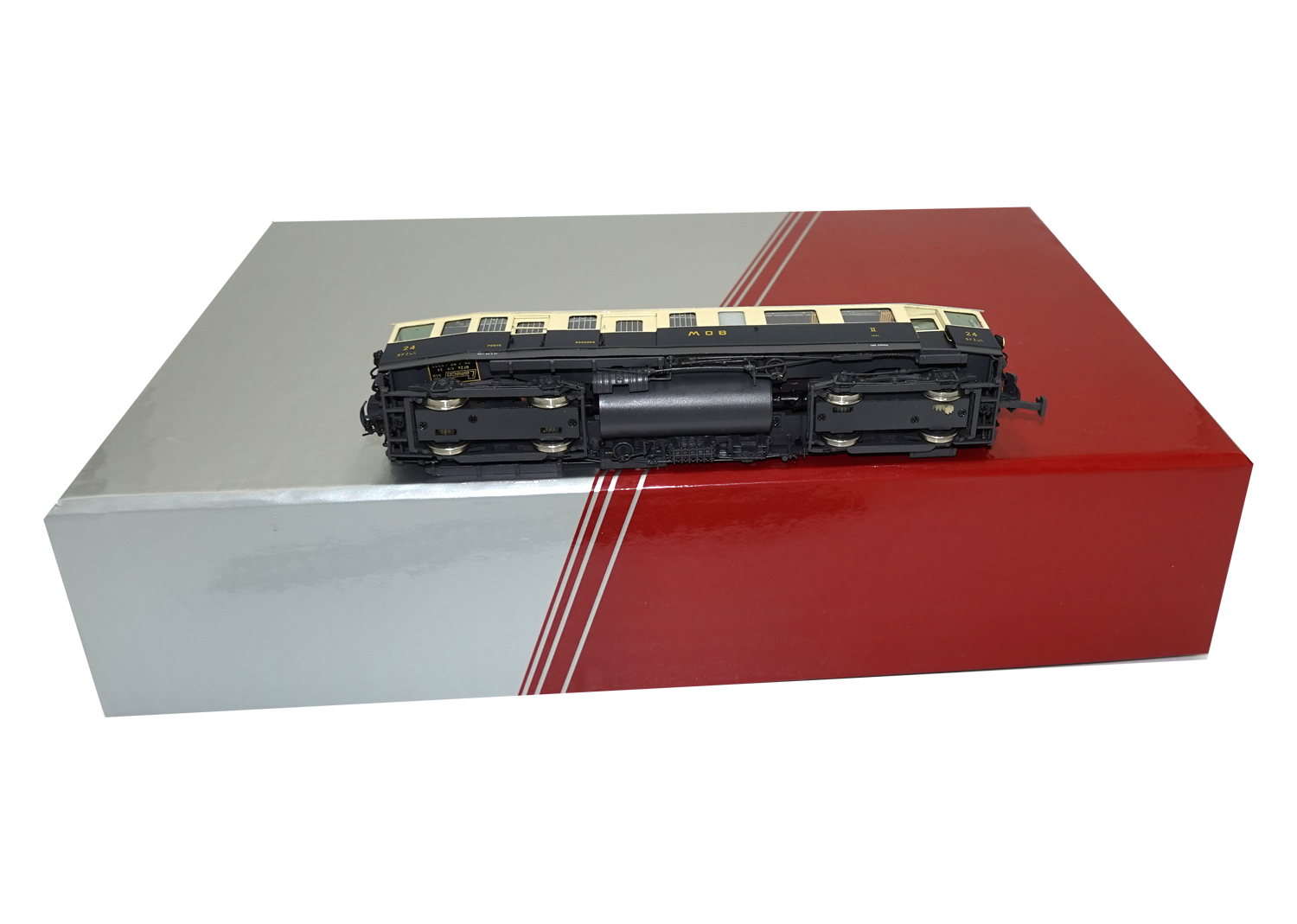 Lemaco H0m 022-A MOB Triebwagen BFZe 4/4 Nr. 24 dunkelblau-creme