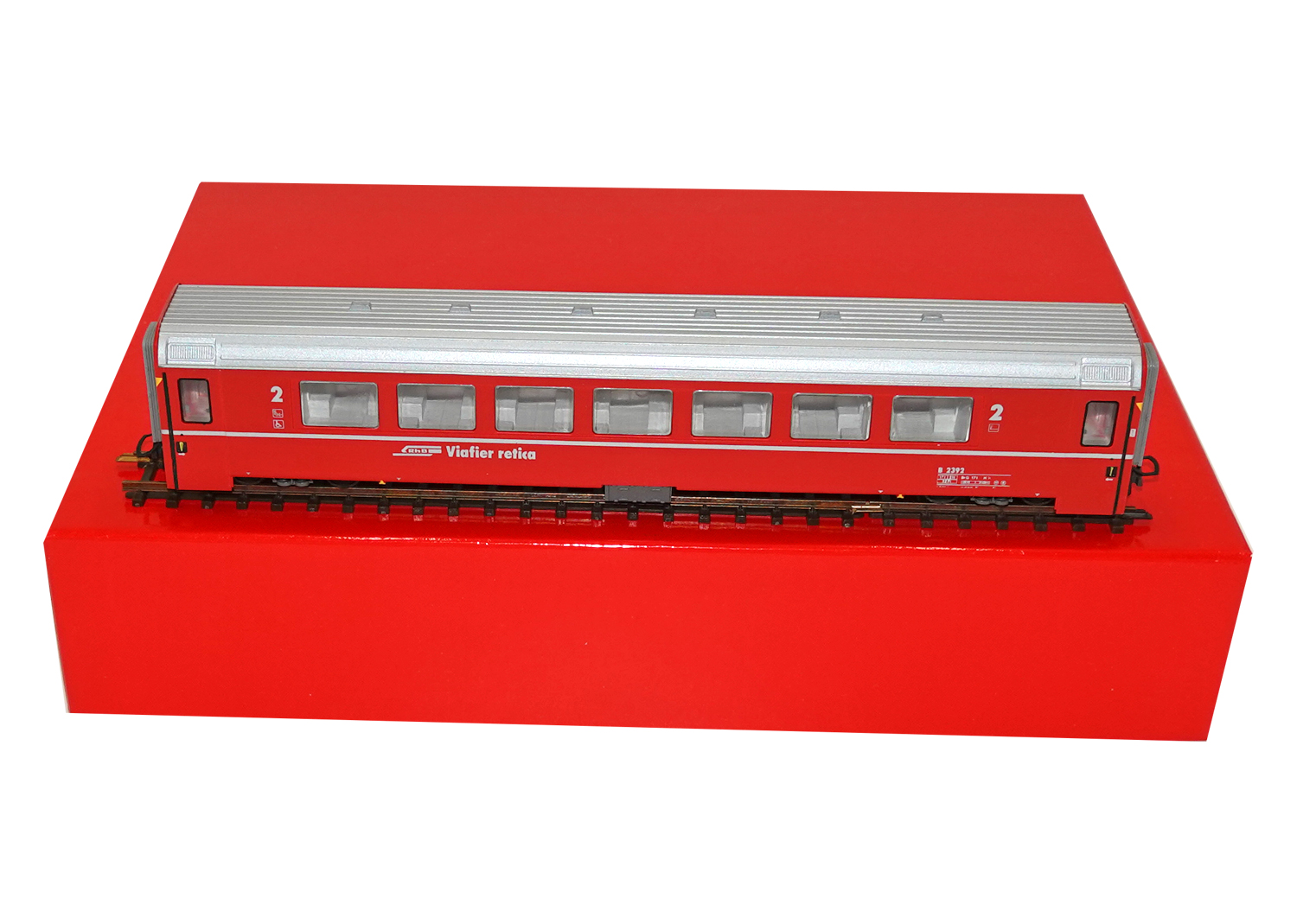 D+R 22392 H0m RhB Personenwagen B 2392 EW IV rot 