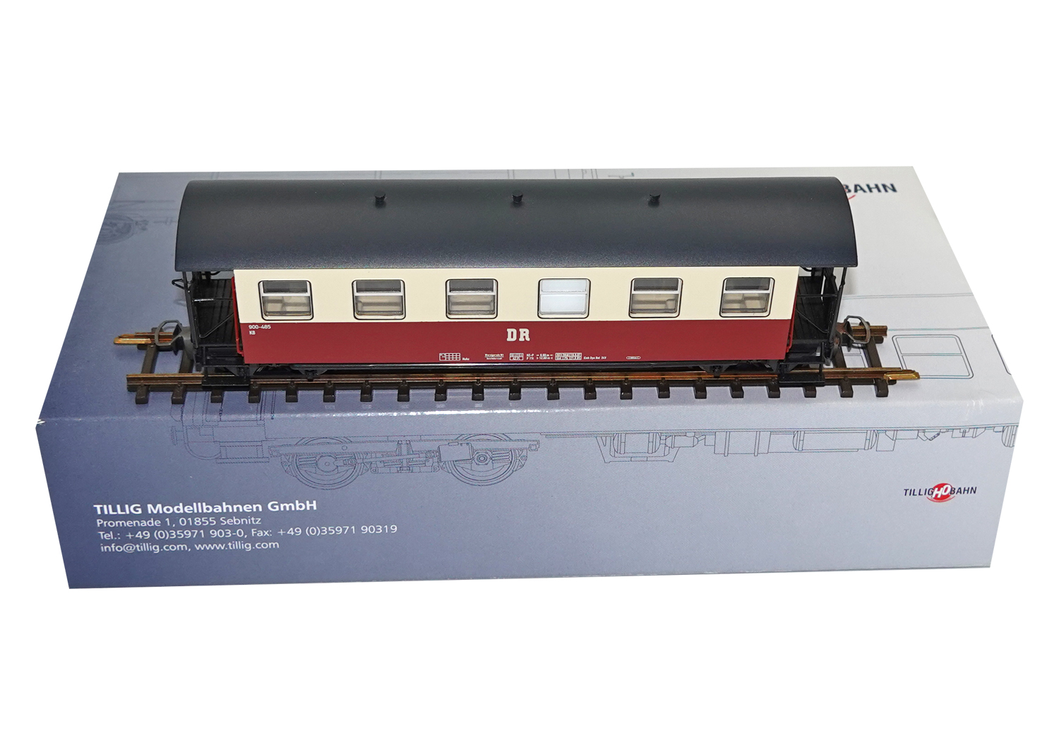 Tillig 13930 H0m DR Personenwagen rot / creme 900-485 DC 