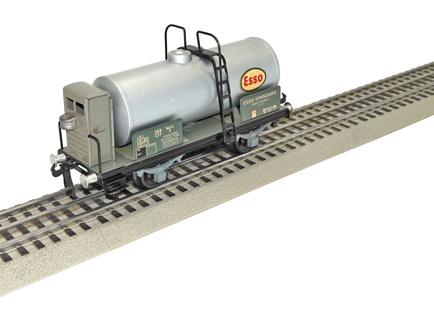 Buco 0 8654 Kesselwagen Esso mit BRH (18cm)