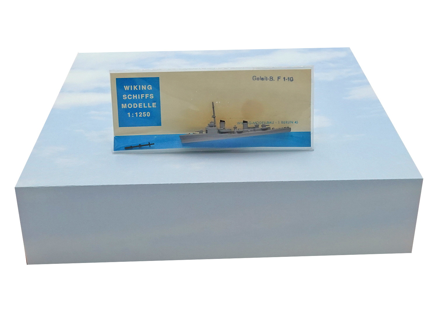 Wiking 1007 Geleit-Boot F 1-10 