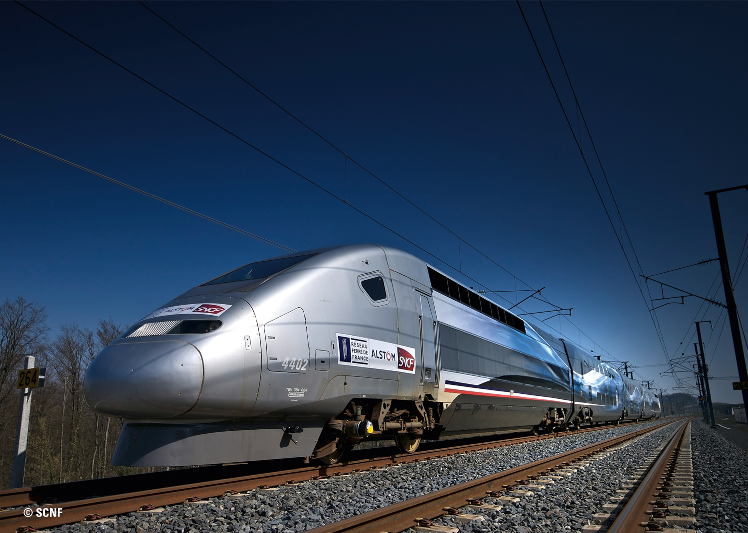 Trix 22790 SNCF Hochgeschwindigkeitszug TGV Duplex V 150 