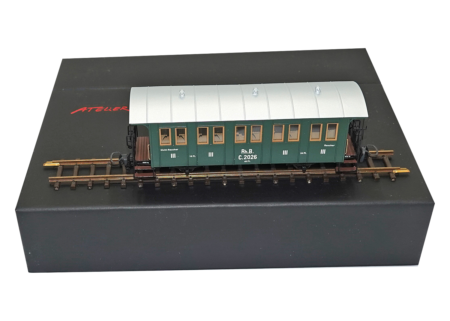 Modellbau-Atelier C2026 H0m RhB C 2026 Personen-Museumswagen 