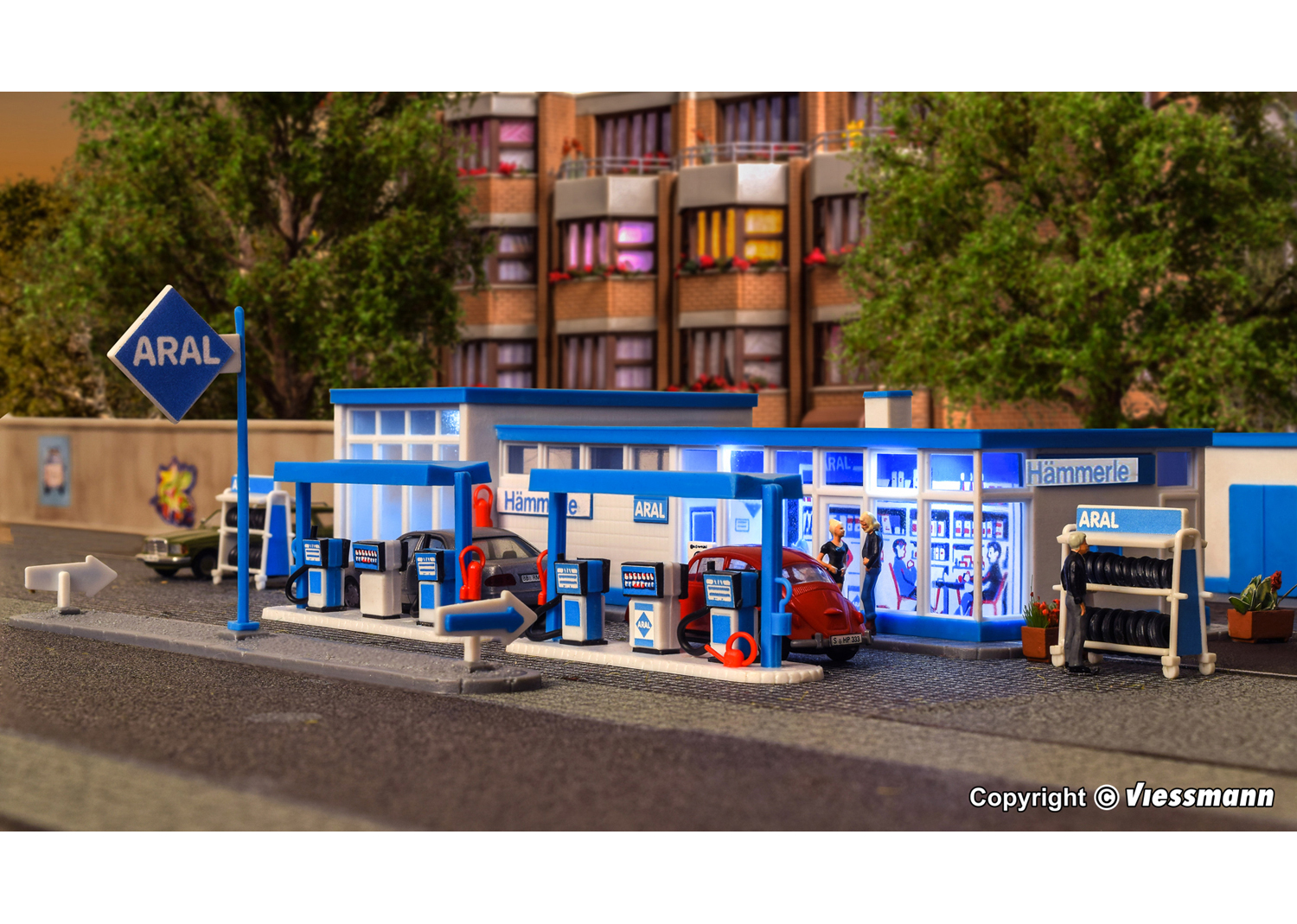 Kibri 38541 H0 ARAL Tankstelle  Kibri 38541 H0 ARAL Tankstelle