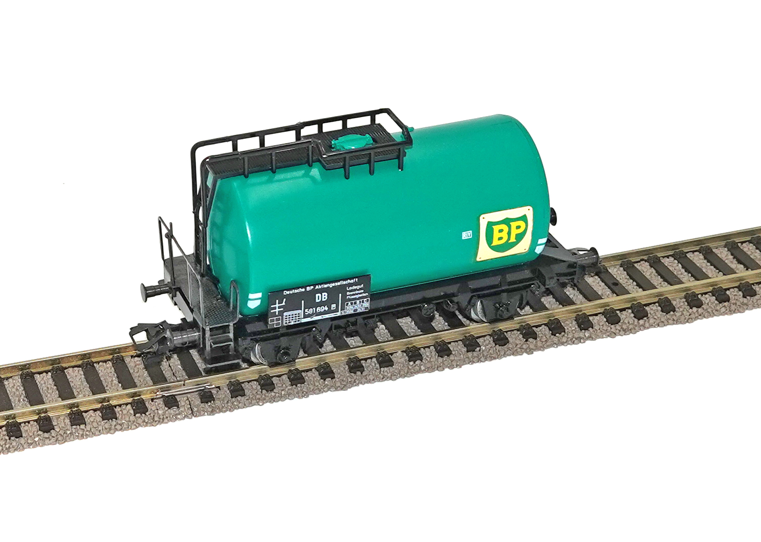 Märklin 4644 DB Mineralöl-Kesselwagen BP Märklin 4644 DB Mineralöl-Kesselwagen BP