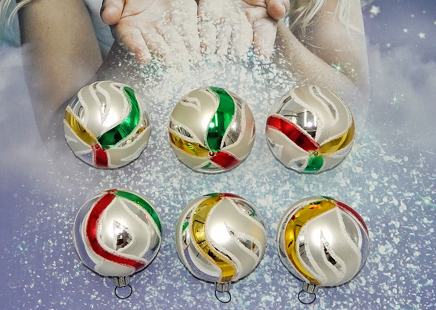 Christbaumschmuck Glaskugel-Set Silber Satin bunt 5cm Christbaumschmuck Glaskugel-Set Silber Satin bunt 5cm