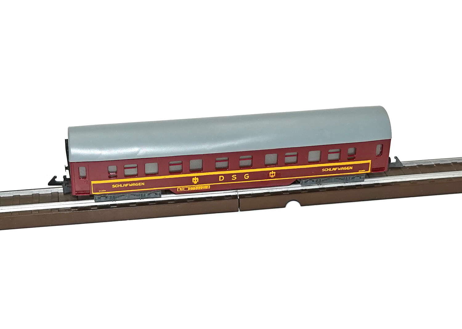 Wesa 200R DSG Schlafwagen rot Wesa 200R DSG Schlafwagen rot