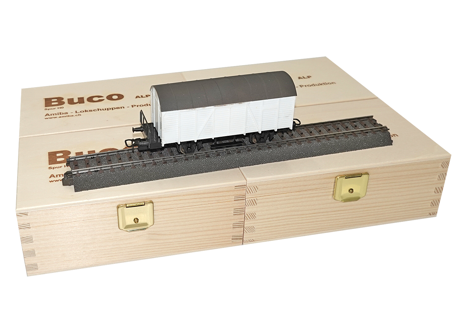 Buco H0 10452 ged Güterwagen mit Plattform weiss DC 