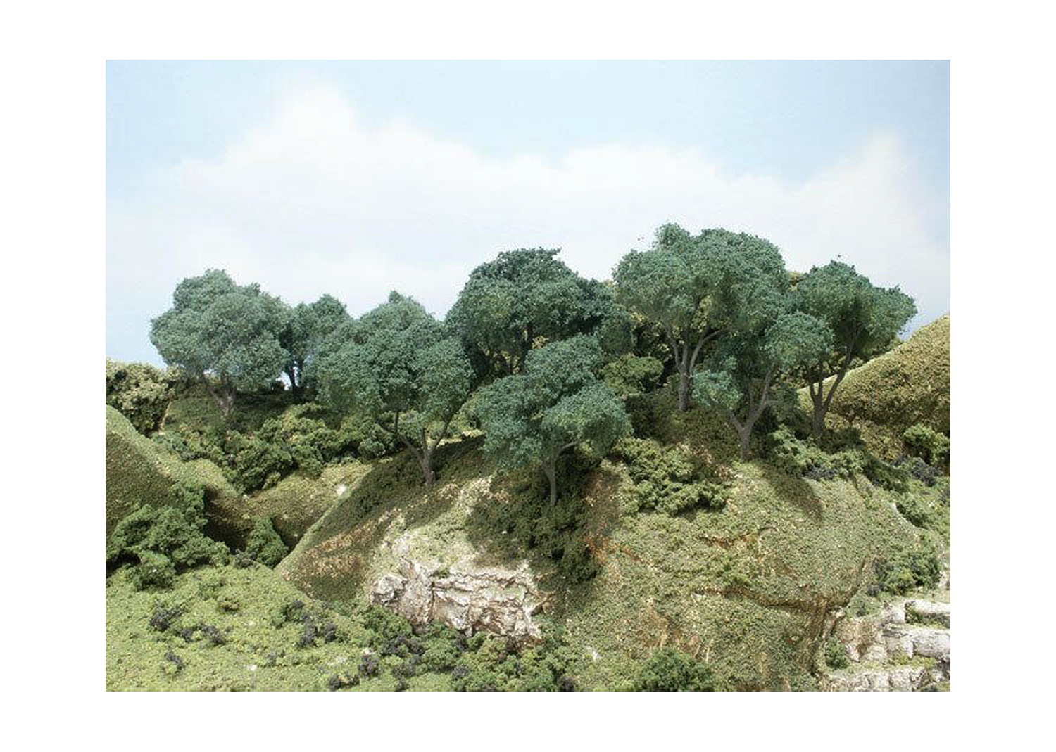 Woodland TK28 Bausatz Mischwald 24 Stück  Woodland TK28 Bausatz Mischwald 24 Stück