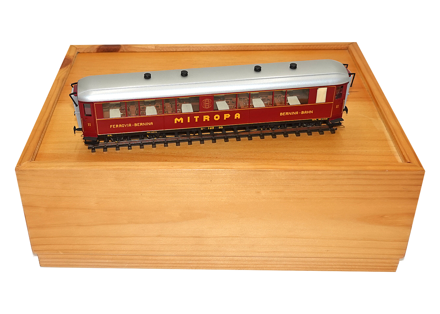 Euro Scale H0m Sardegna Expr. Speisewagen mit Küchenwagen