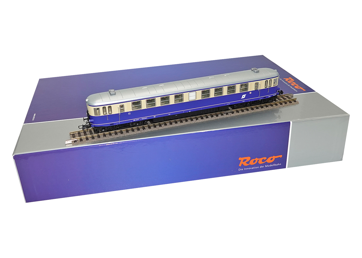 Roco 73140 ÖBB Dieseltriebwagen 5042 014 DC  Roco 73140 ÖBB Dieseltriebwagen 5042 014 DC