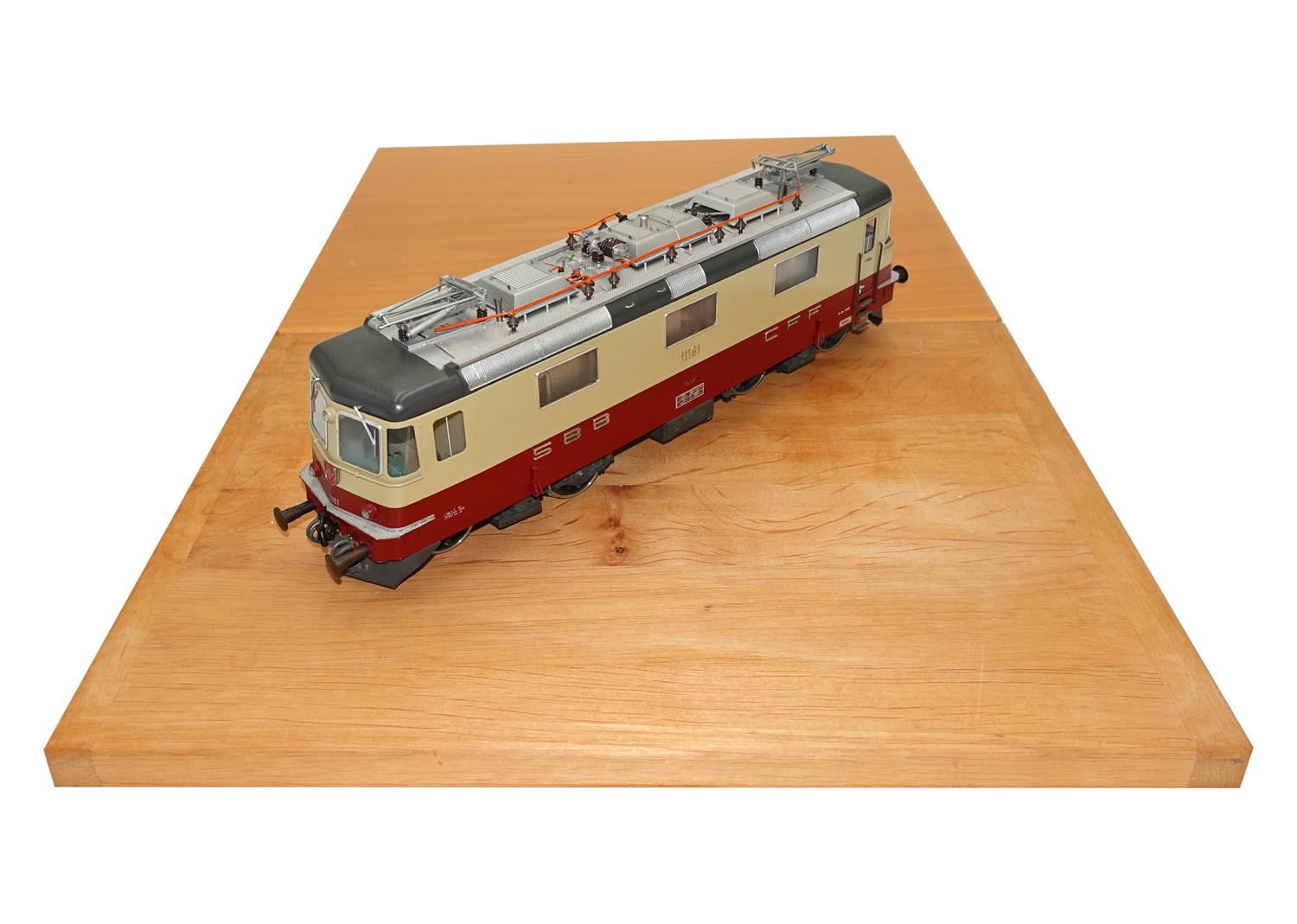 Hermann 0 SBB Re 4/4II 11161 weinrot/creme DC