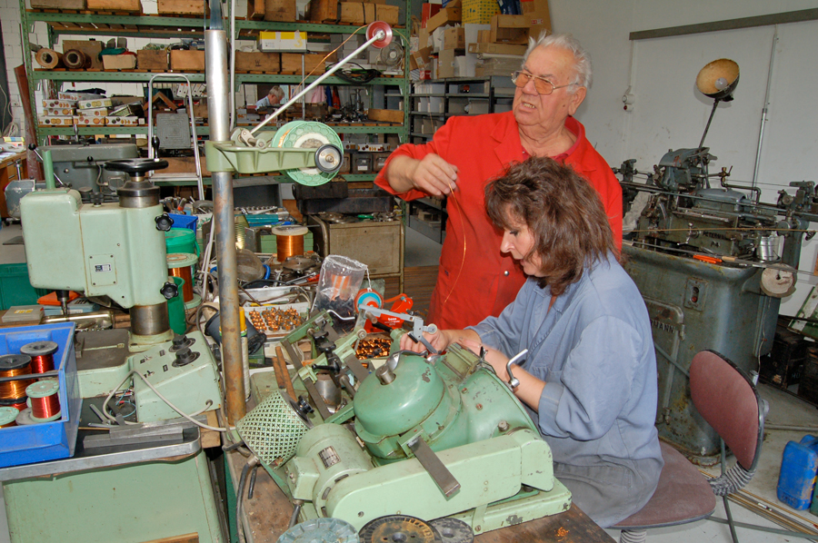 Buco Spur 0 Produktion Wickelmaschine Chef Kontrolle anno 2009 by Fritz Krähenbühl in Thun Buco Spur 0 Produktion Wickelmaschine Chef Kontrolle anno 2009 by Fritz Krähenbühl in Thun