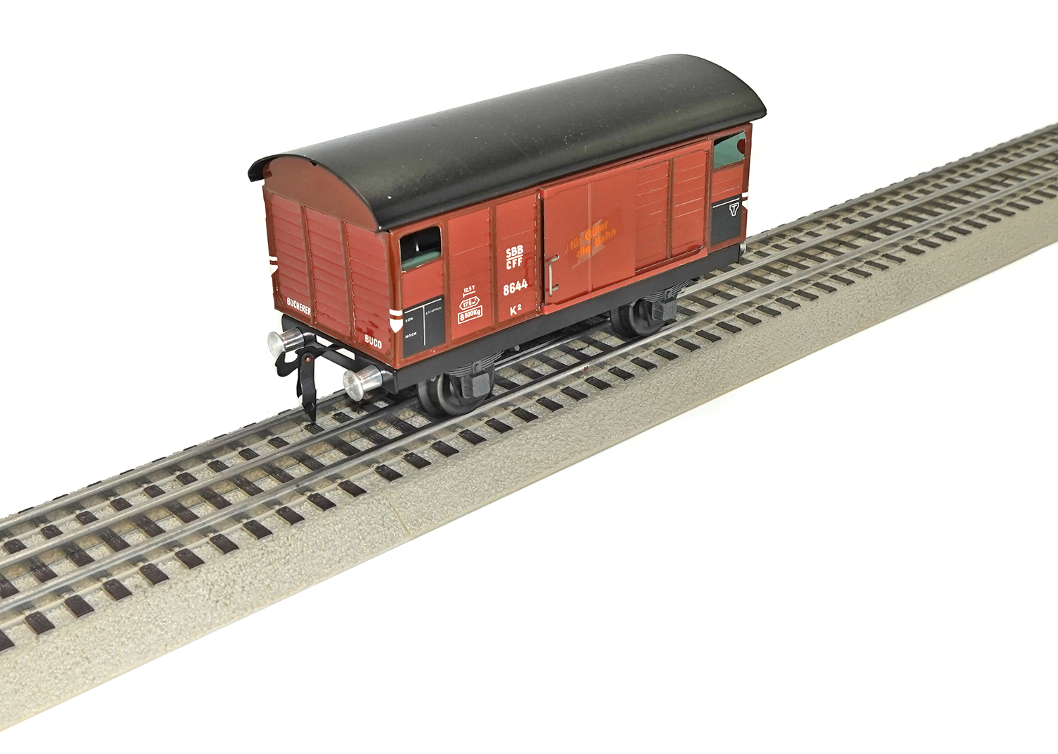 Buco / Stauffer 0 8644 Geschlossener Güterwagen mit Schiebetüren (16 cm)