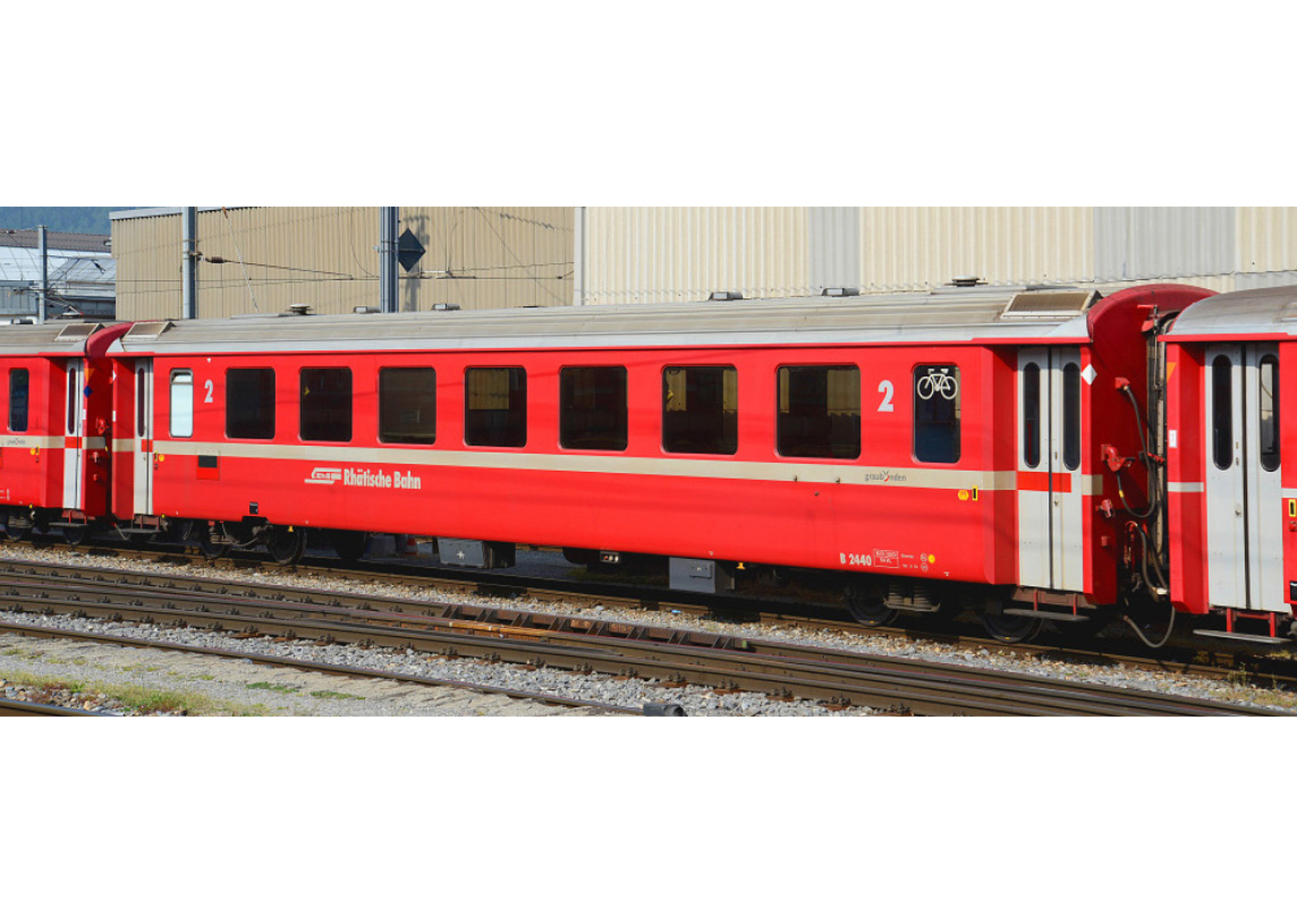 Bemo 3240136 RhB B 2436 Einheitswagen II 