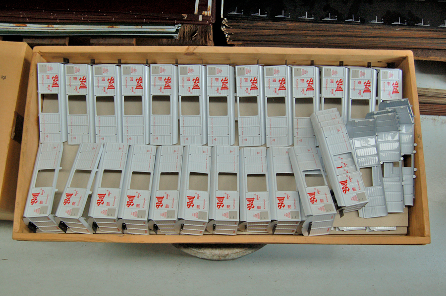 Buco Spur 0 Produktion Halbfabrikat Bell Güterwagen anno 2009 by Fritz Krähenbühl in Thun Buco Spur 0 Produktion Halbfabrikat Bell Güterwagen anno 2009 by Fritz Krähenbühl in Thun