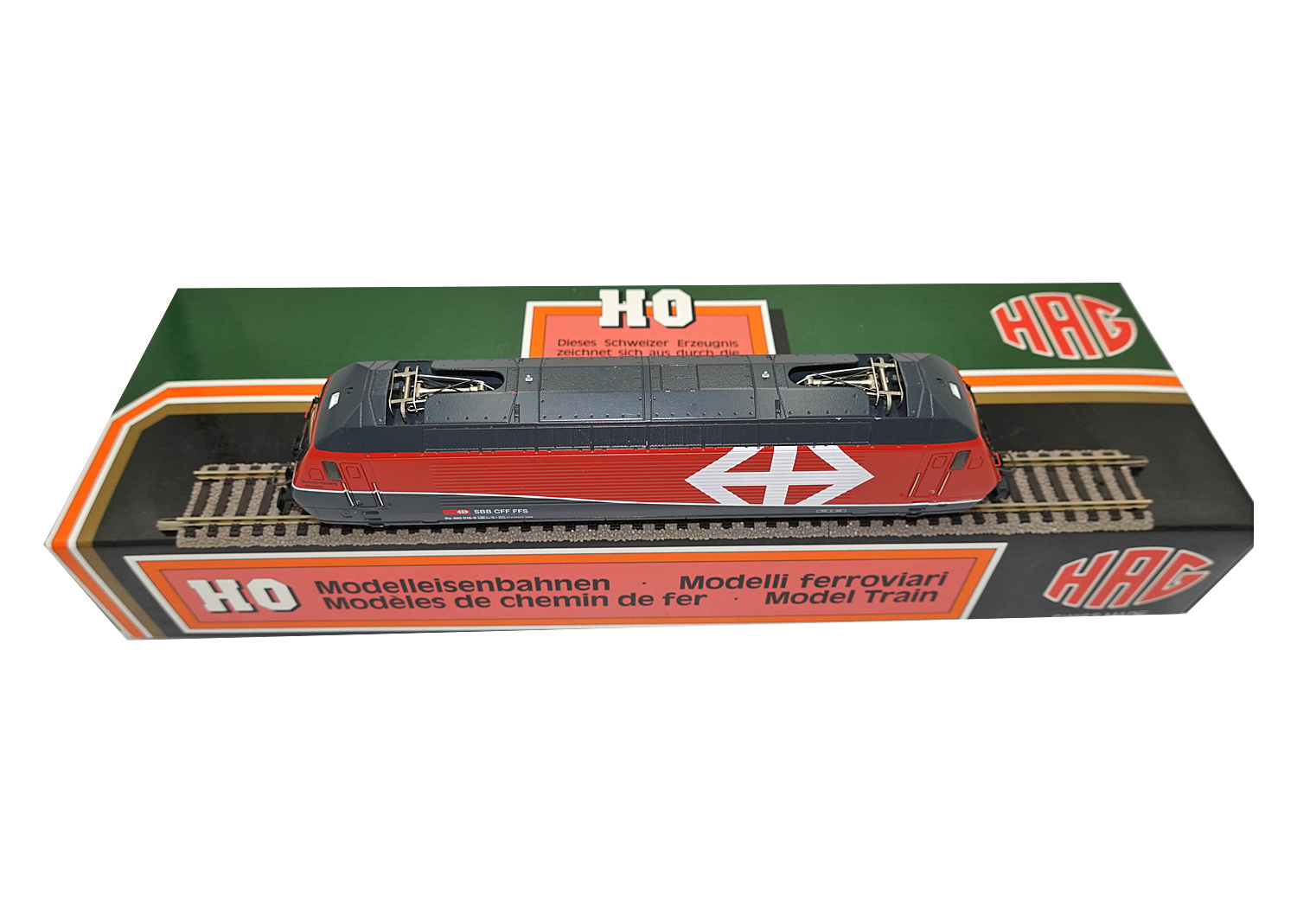 Hag 28013-20 SBB Lokomotive Re 460 Rohrdorferberg rot DC 