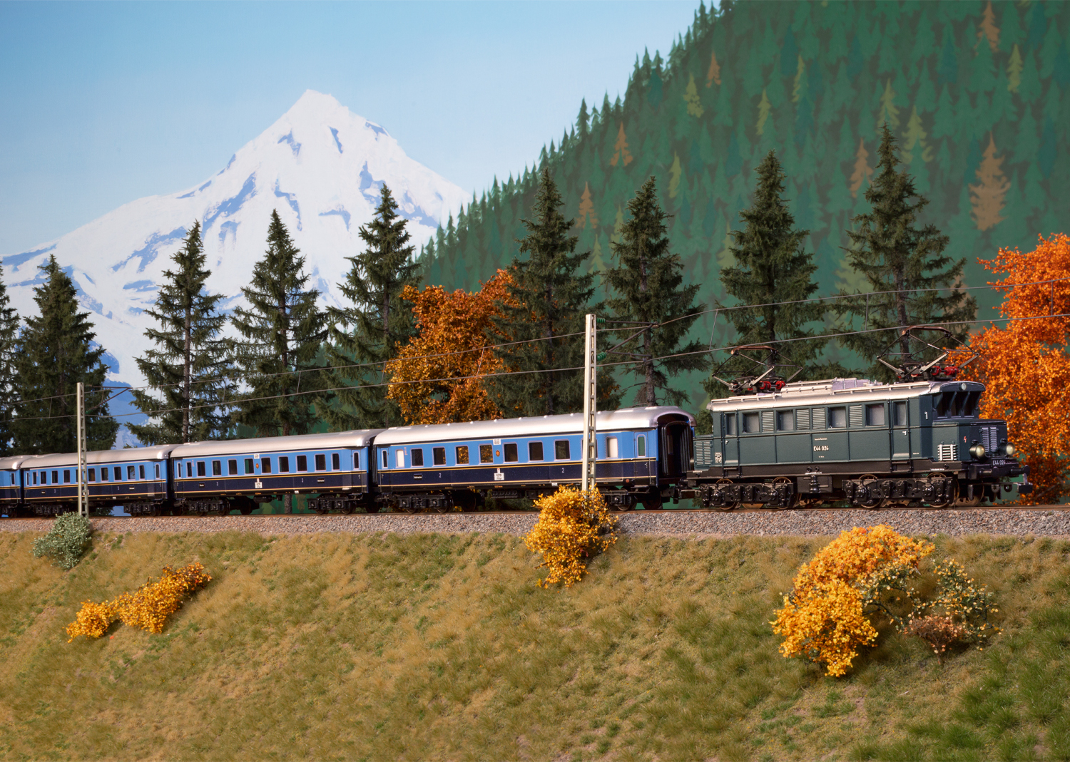 Märklin 30111 DB E-Lokomotive Baureihe E 44  Märklin 30111 DB E-Lokomotive Baureihe E 44