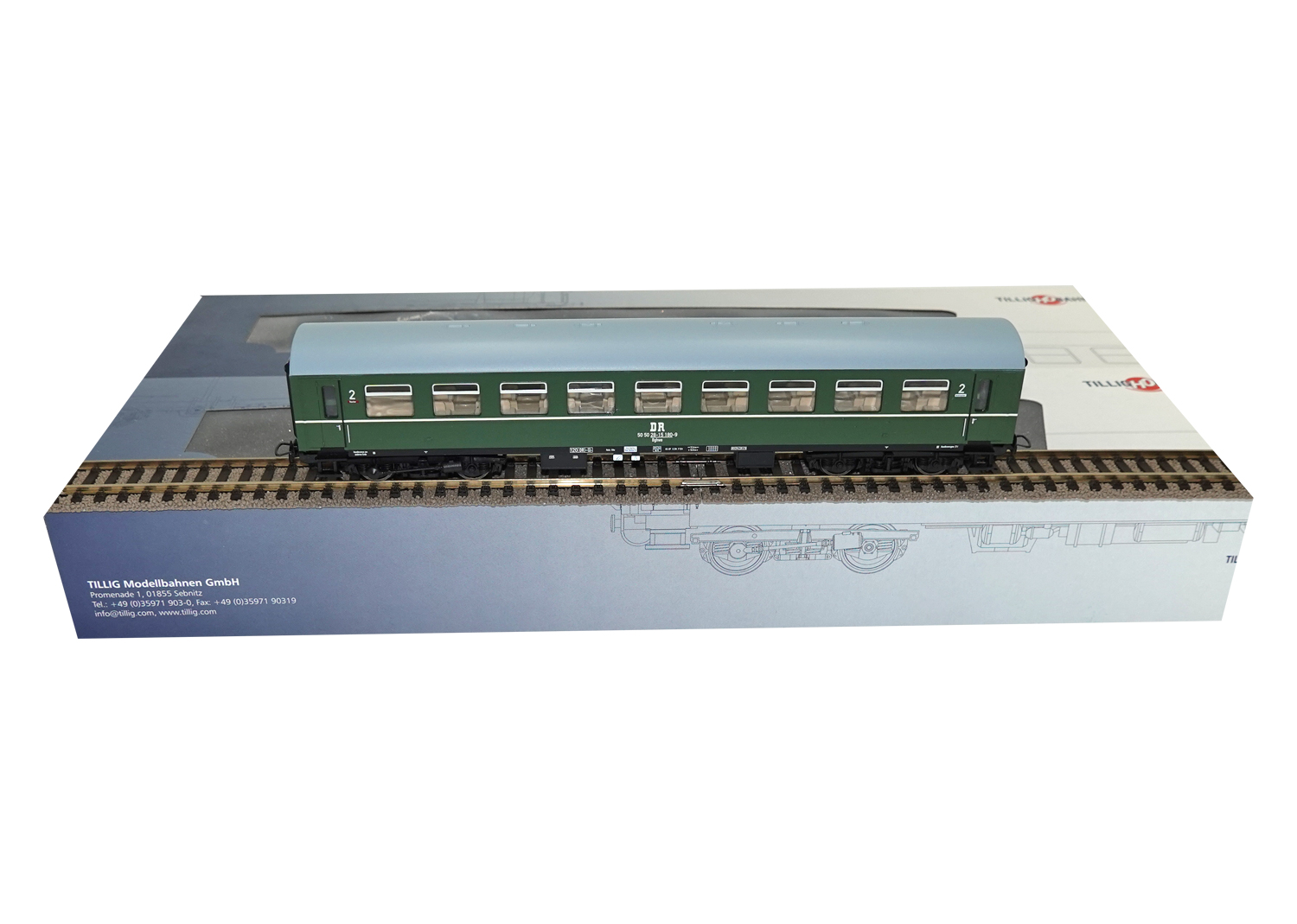 Tillig 74924 DR Reisezugwagen 2. Kl. grün reko DC 