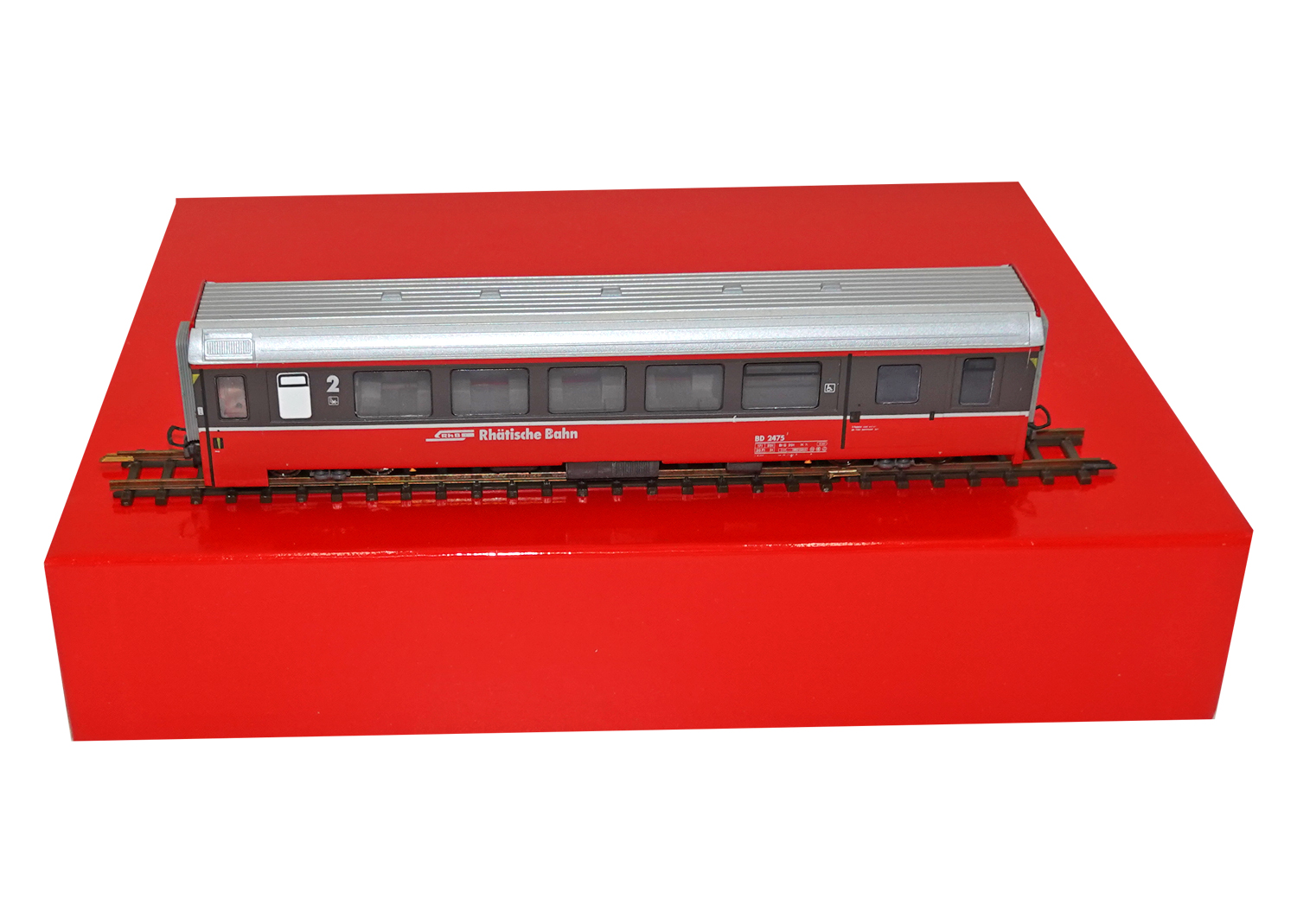 D+R 22475 H0m RhB Bernina Gepäckwagen BD 2494 EW IV rot / braun 