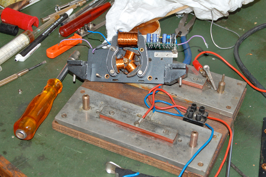 Buco Spur 0 Produktion Motor Vormontage für Lokomotiven anno 2009 by Fritz Krähenbühl in Thun Buco Spur 0 Produktion Motor Vormontage für Lokomotiven anno 2009 by Fritz Krähenbühl in Thun