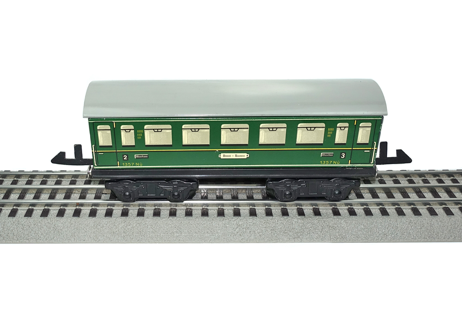 Distler 0 256/4 Personenwagen grün (18,5 cm) 1950er Jahre  Distler 0 256/4 Personenwagen grün (18,5 cm) 1950er Jahre