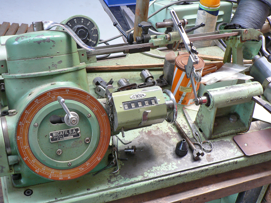 Buco Spur 0 Maschinenpark Wickelmaschine anno 2009 by Fritz Krähenbühl in Thun Buco Spur 0 Maschinenpark Wickelmaschine anno 2009 by Fritz Krähenbühl in Thun