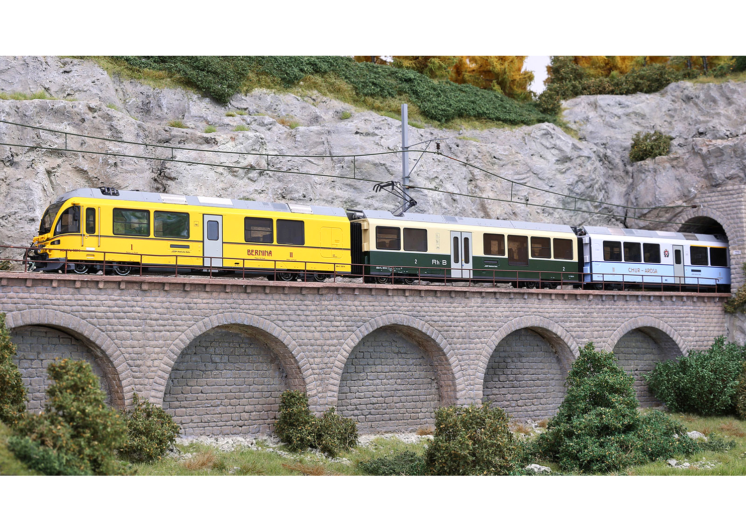 Bemo 7244124 RhB ABe 8/12 3514 Allegra Ahnenzug  Bemo 7244124 RhB ABe 8/12 3514 Allegra Ahnenzug