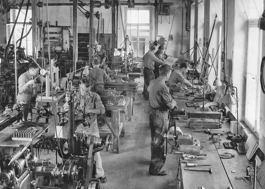 Buco Spur 0 Werkzeugmacherei anno 1952 by Geschichtsforschung Amiba Buco Spur 0 Werkzeugmacherei anno 1952 by Geschichtsforschung Amiba