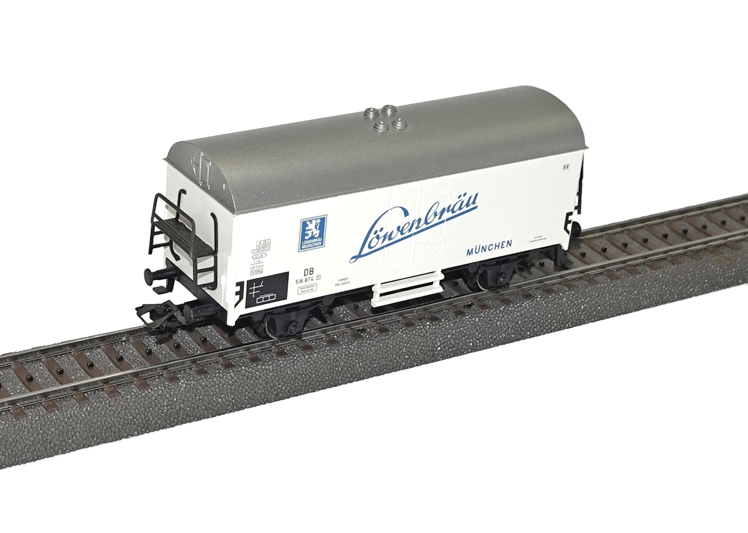 Trix 24200 DB Kühlwagen Löwenbräu München  Trix 24200 DB Kühlwagen Löwenbräu München