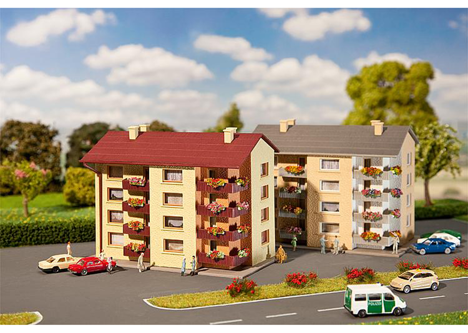 FALLER 232328 – Zweistöckiges Wohnhaus Mit Fensterläden | Modellbahn Gebäude N