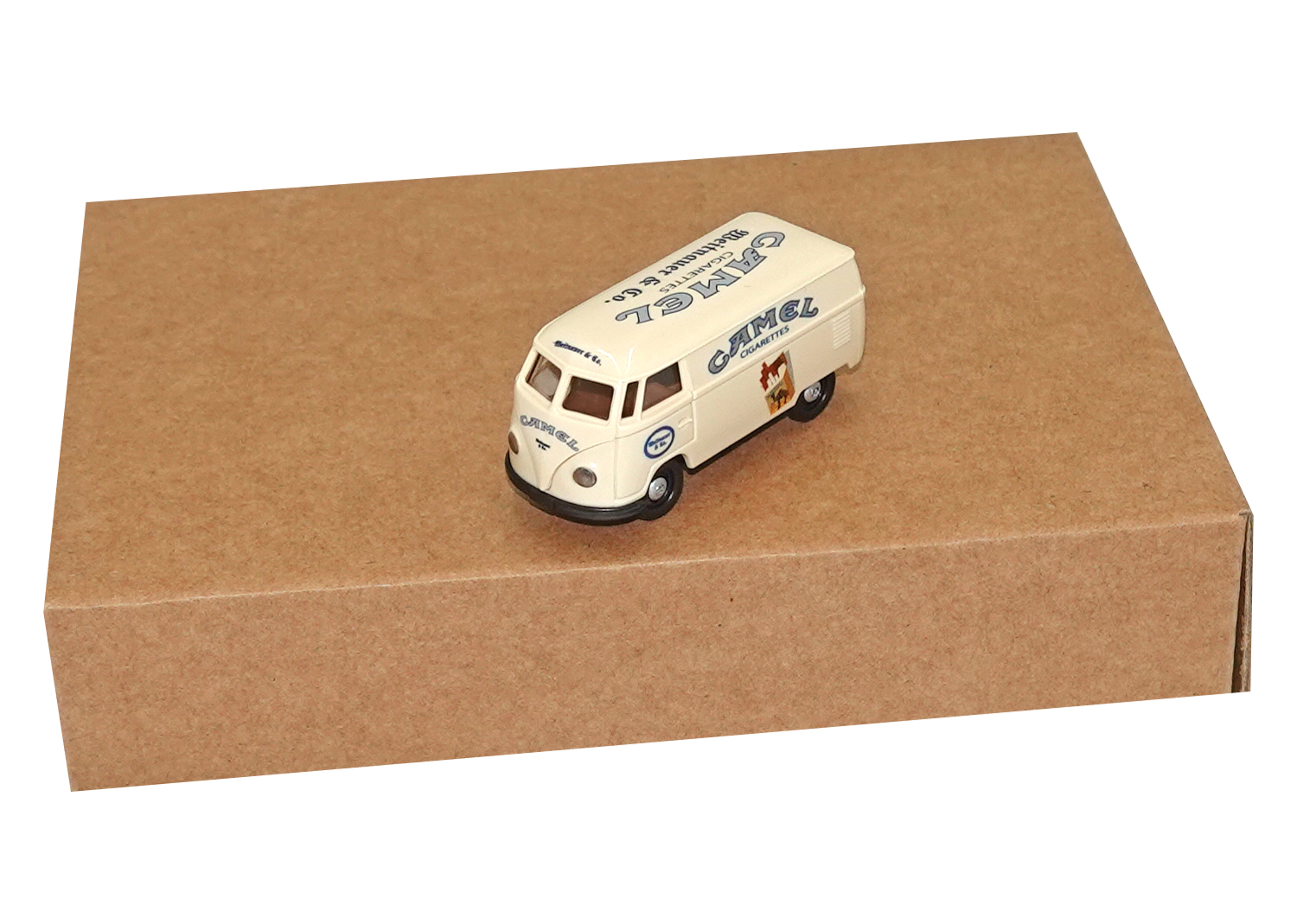 Brekina 90879 VW Kastenwagen T1b Camel 