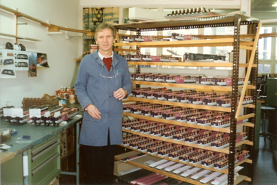 Hermann Spur 0 Produktion Dällikon 1997 Thomas Brechbühl Inhaber ab 1999