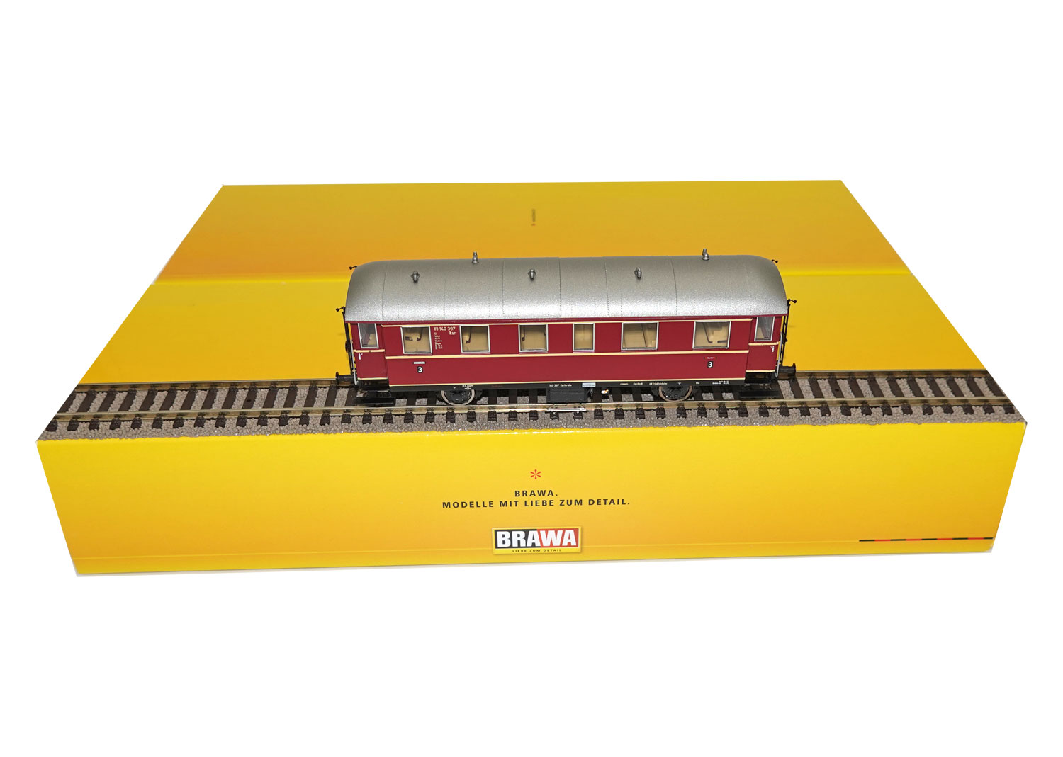 Brawa 45544 DB Einheits-Nebenbahnwagen VB 140 