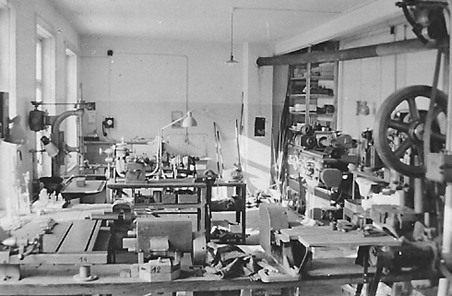 erste-Hag-Werkstatt-Maschinenpark