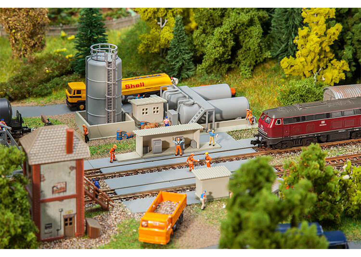 Faller 222212 Öllager mit Dieseltankstelle 