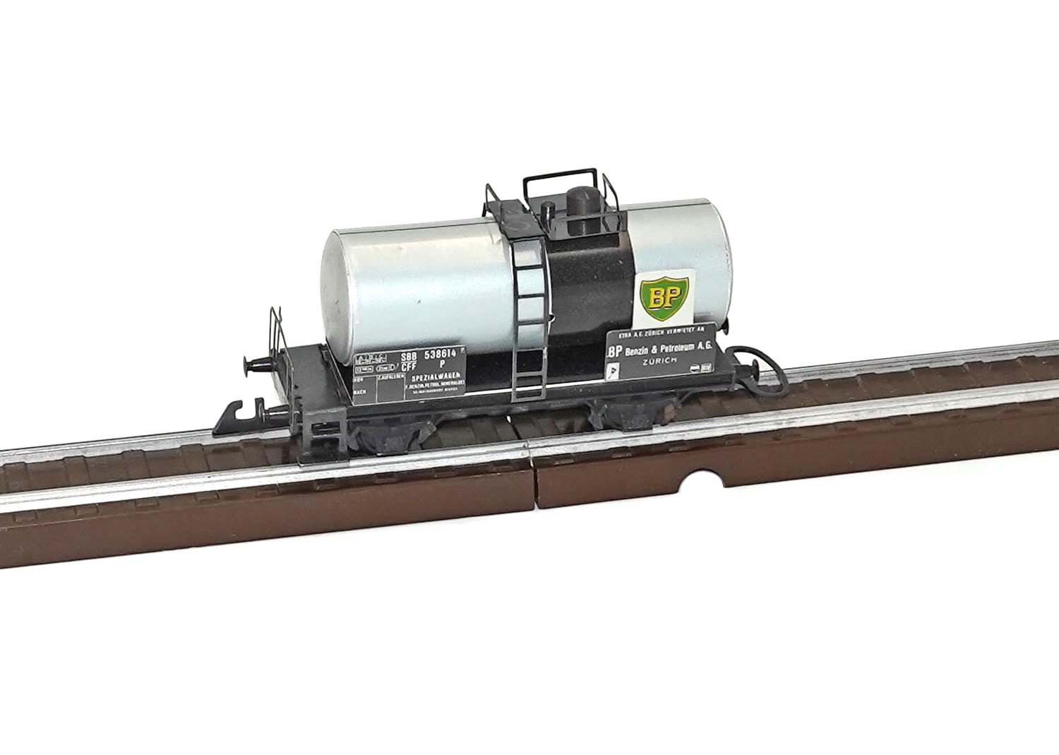 Wesa 270BP Zisternenwagen BP silber