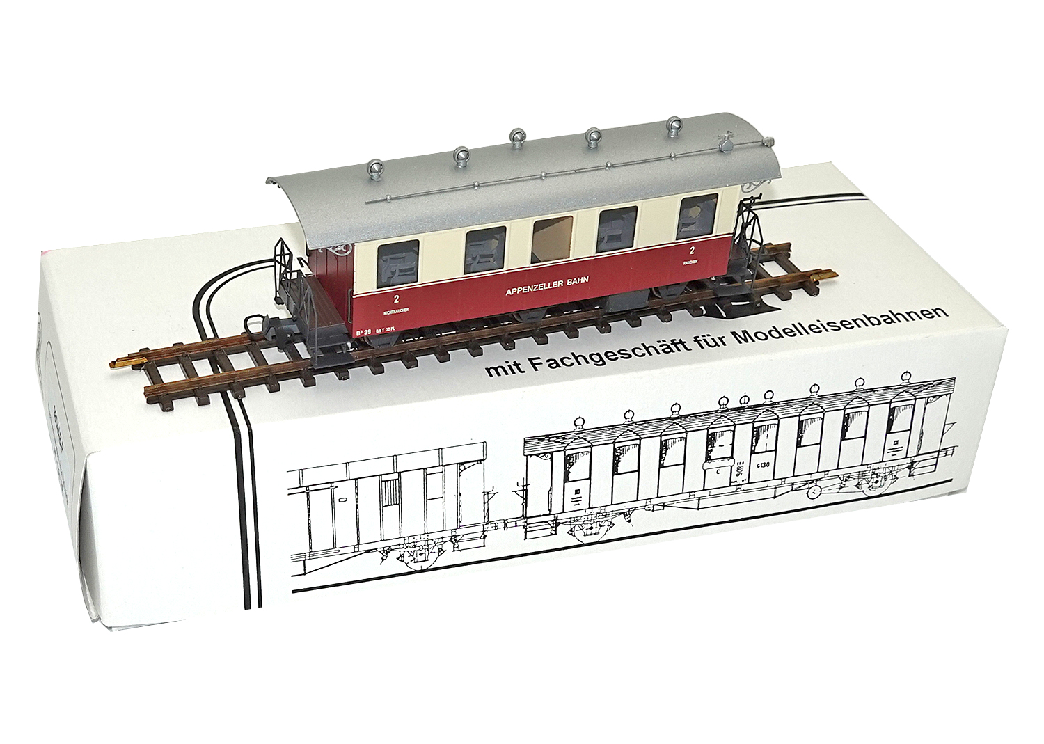 Born H0m 9804AB-F Appenzeller Bahn Personenwagen 3-achsig ex Brünigbahn DC