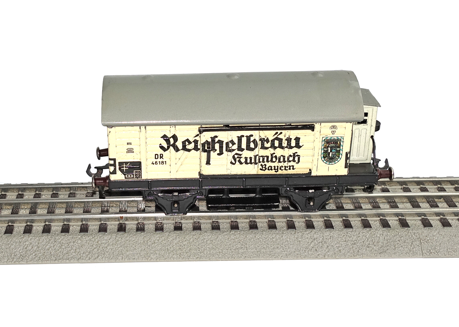 Fleischmann 481 Bierwagen Reichelbräu mit Bremserhaus  Fleischmann 481 Bierwagen Reichelbräu mit Bremserhaus