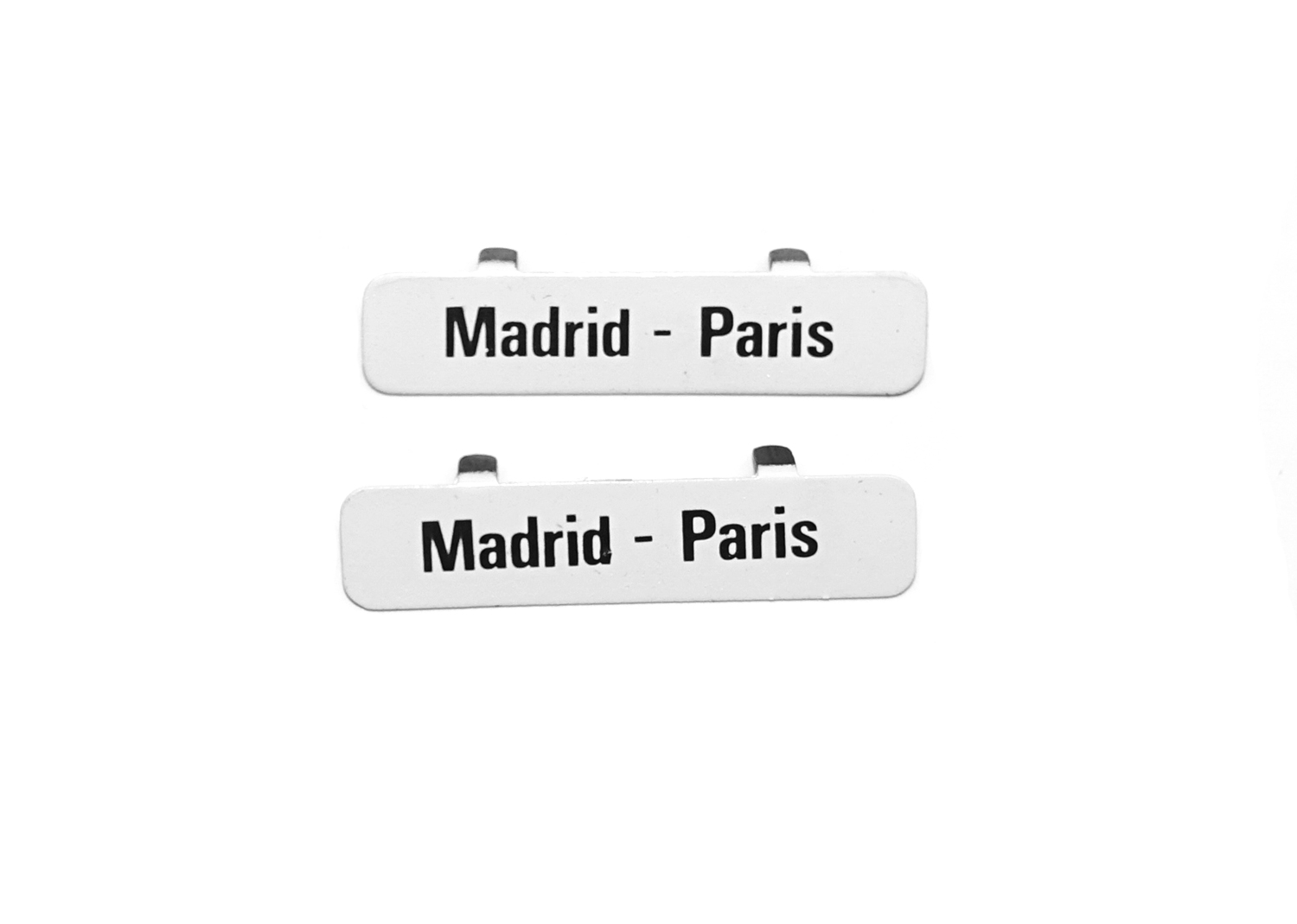 Darstaed Spur 0 Richtungsschilder Madrid - Paris  Darstaed Spur 0 Richtungsschilder Madrid - Paris